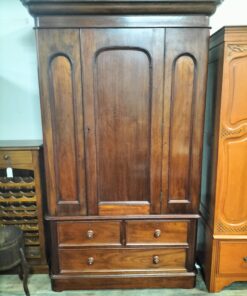 Colonial Cedar Wardrobe