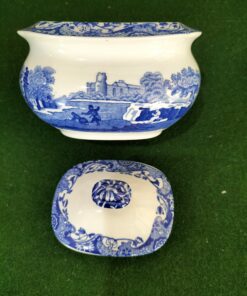 Alternative view of Spode bowl with lid