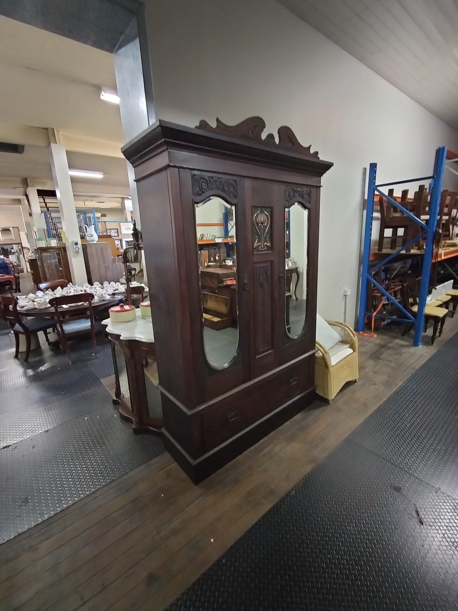 Art Nouveau Wardrobe - Image 2