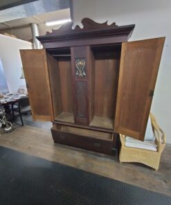 Art Nouveau Wardrobe - Image 3